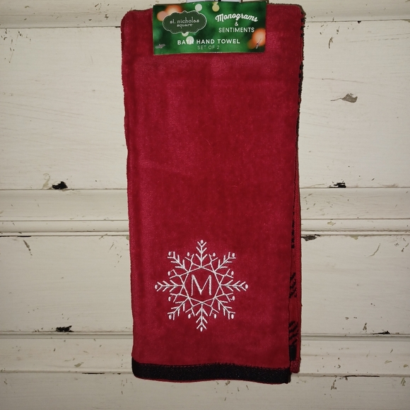 MONOGRAMS SENTIMENTS Three 2-Pack Sets Snowflake Red White Hand Towels - Picture 5 of 7